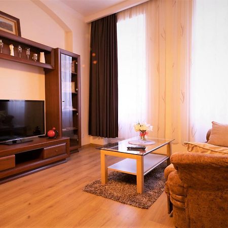 Apartmany U Tri Jehnatek Карлові Вари Екстер'єр фото